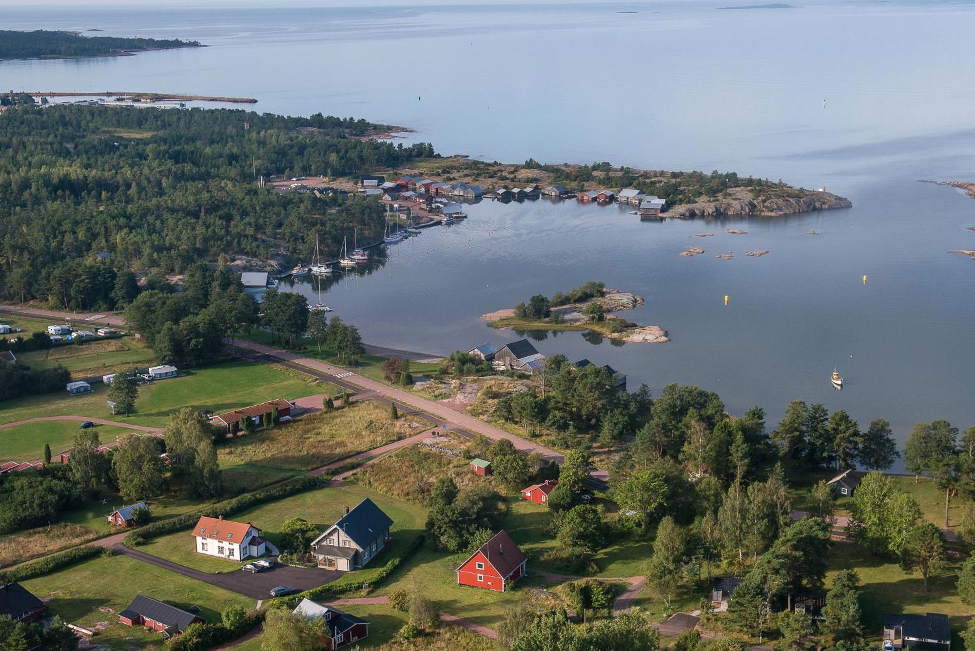 Granbergs Gaesthus Och Gaesthem Hotel Eckero Exterior foto